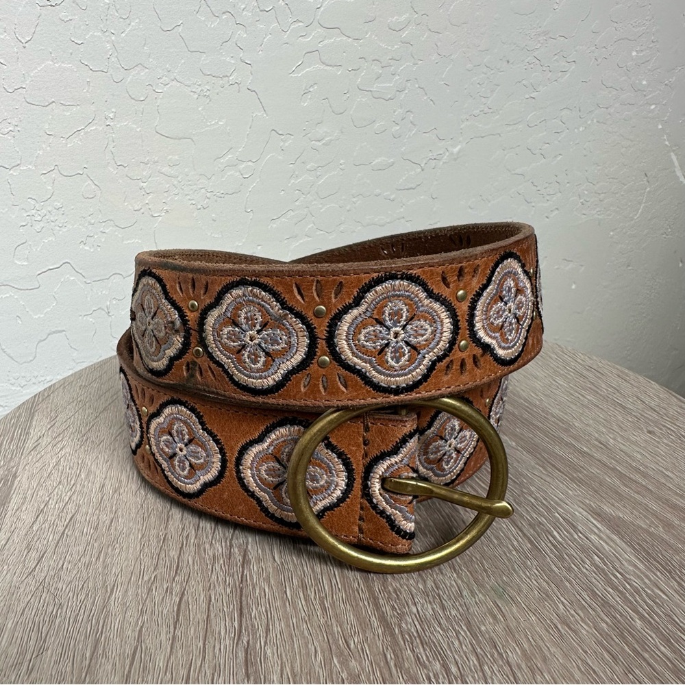 Lucky Brand Floral Embroidered Tan Belt with Gold Buckle